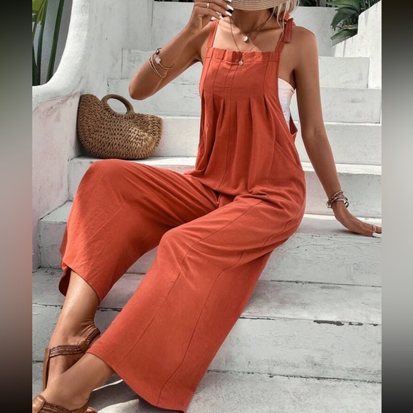 Pants - Solid pleated pocket wide leg Jumpsuit